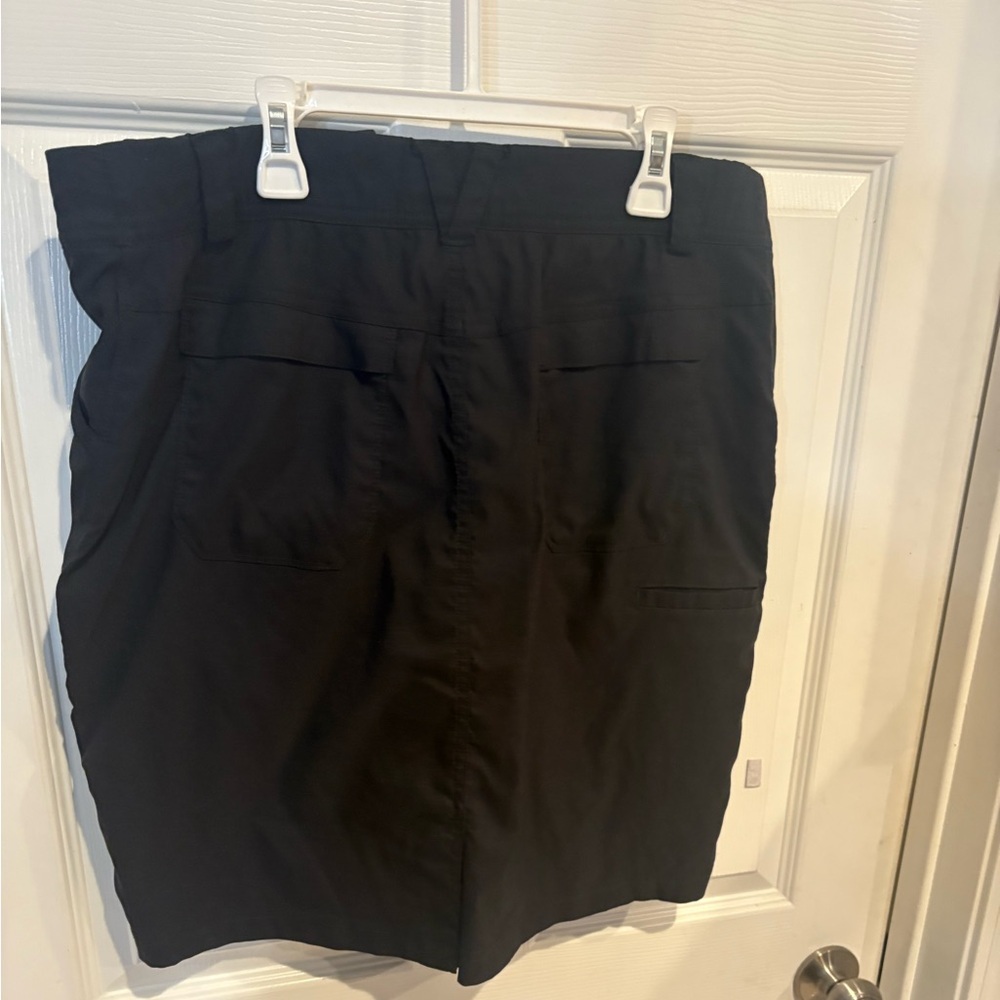 Duluth Trading Co Women's Black Cargo Skirt - Picture 5 of 5